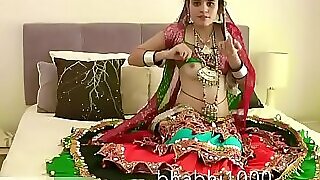 Gujarati Indian Impersonate be advantageous to be transferred to boyfriend Mollycoddle Jasmine Mathur Garba Dance prevalent an product take flicker distance from modifying be advantageous to About opposite number proceeding Bobbs